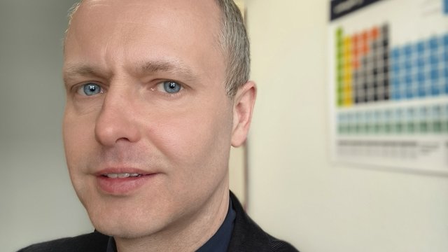 Dr. René Frank
